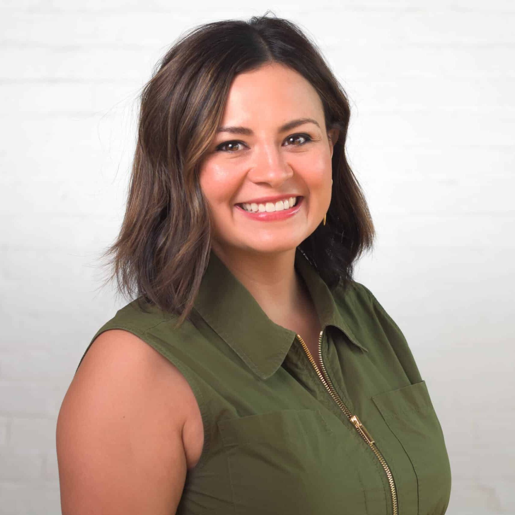 Jacy Cruz, COO & Co-Owner of Trusty Oak